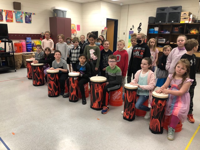 EduFoundationTN's tweet photo. Congratulations to Angela Cox at Grand Oaks Elementary School &amp; Norwood Elementary School who recently received a grant for her project entitled “DRUM = Discipline, Respect and Unity through Music”. Way to go Mrs. Cox and students! #wemakeeducationbetter https://t.co/LwkrtCUiZ0