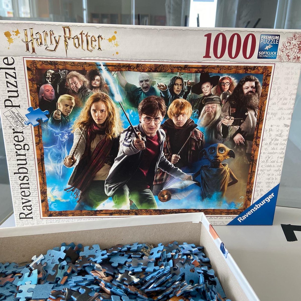 Emilie Afriat tweet media