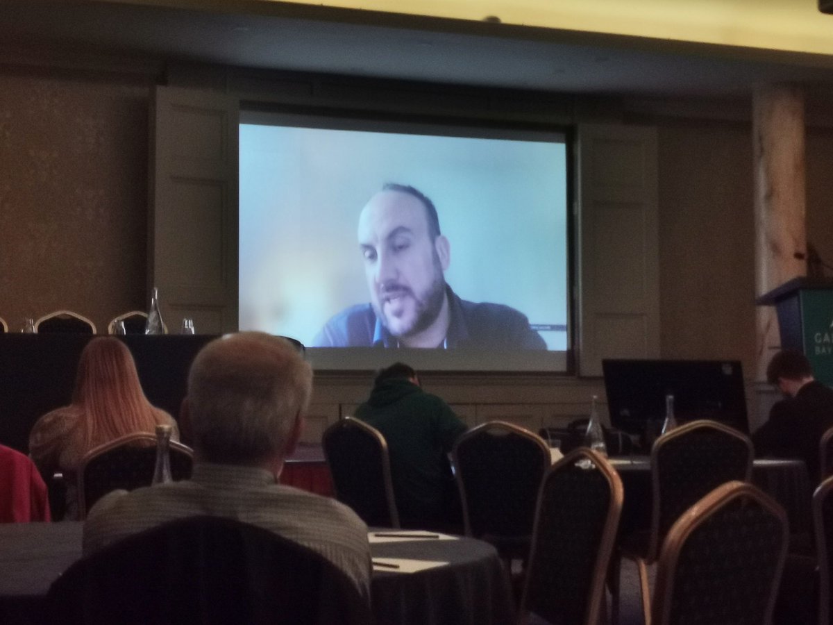 Brilliant keynote talk by <a href="/gduffy00/">Garry P. Duffy</a> for the #MSI2022SMS joint symposium on using advanced imaging to understand and overcome the foreign body response to medical devices. 👨‍🔬🔬