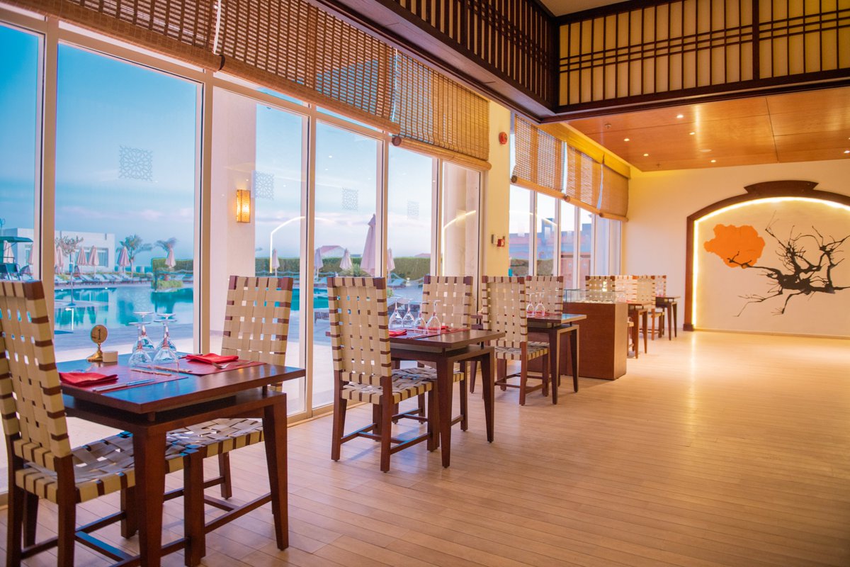 SRMontemare's tweet photo. You can never go wrong with Asian Food and at Manohar, you’re served the best. 

#SUNRISEResortsAndCruises #SUNRISEMontemareResort #RedSea #SharmElSheikh #ThisIsEgypt #Egypt #Vacation #Travel https://t.co/8STqqxm6en