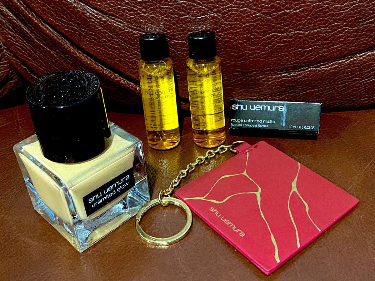 เป็นคนคูล เลือกตามเฌอ ♥️ แบบนี้เลย!!

CapCher x Shuuemura 

#รองพื้นSHUที่เฌอเลือก
#CherprangBNK48