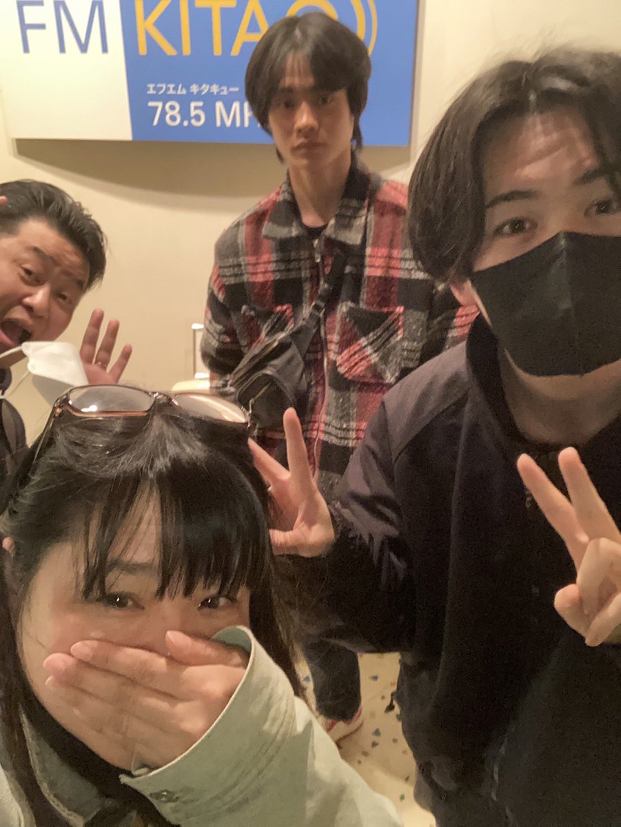 ありがとうございました。。。。

haluくんゲストでした。
実はhaluのラブソングずっと歌いたいと思ってたので嬉しかったのは
墓場まで持っていきます。