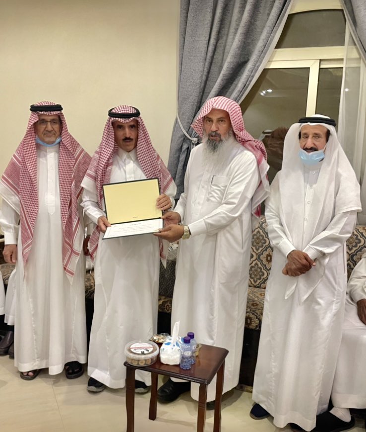 rrra_RiyReg tweet picture