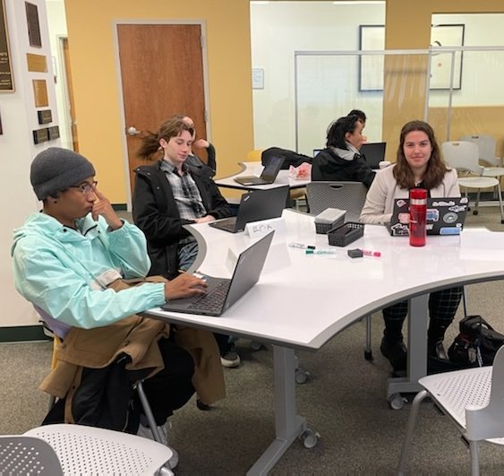 joeyhuddleston's tweet photo. @SHUDiploLab and @SHU_Libraries held our first Academies workshop yesterday, showing attendees the basics of data management. 

More workshops to come! https://t.co/N2Y0V64XRH