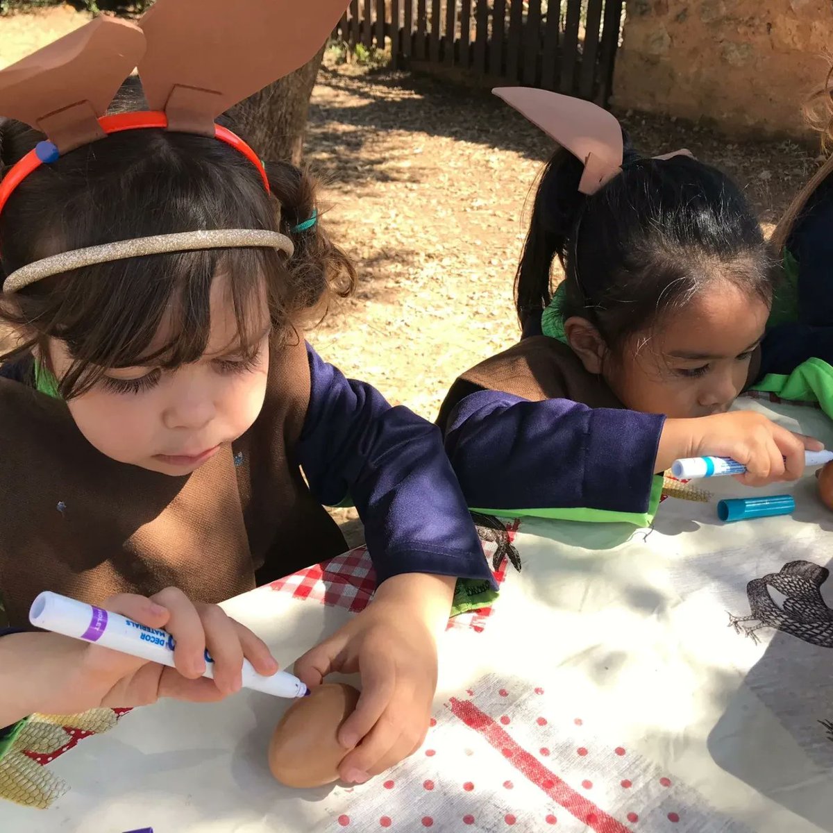 epiasabadell's tweet photo. i després hem buscat i decorat ous de Pàsqua! Ha estat un dia ple d'emocions!
#P3PIASABADELL
#INFANTILPIASABADELL https://t.co/pxMvLI0Z6L