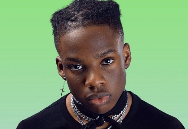 912CroozeFM's tweet photo. #TheAfricancountdown #Np 4 #CalmDown by 
@heisrema https://t.co/iplHlo4CcK