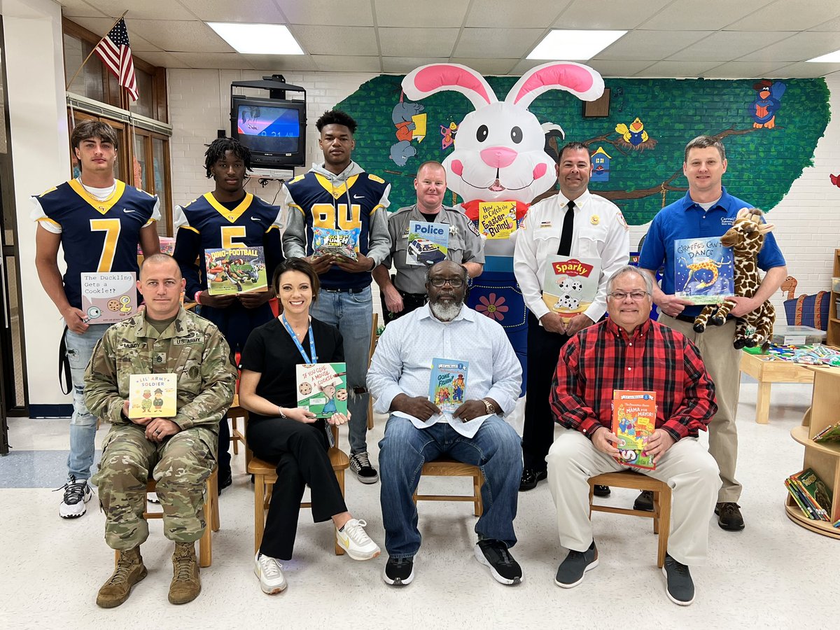 StedmanPonies's tweet photo. Leaders are Readers!  Thanks to all of our leaders for coming out and reading to our classes today! https://t.co/F4BszQ8L88