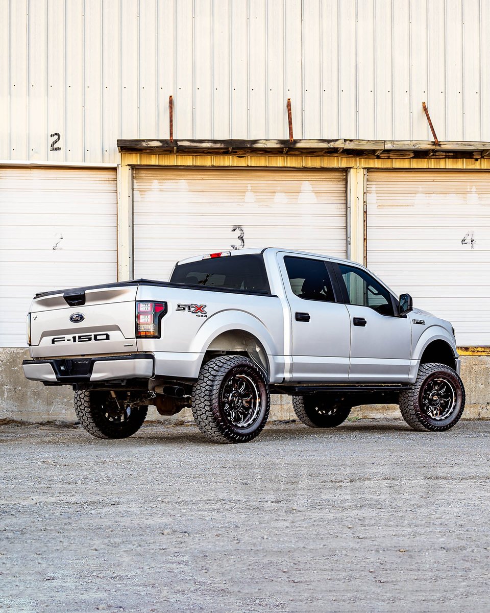 WeldRacing's tweet photo. Stock just doesn't cut it π
Ford F150 rocking WELD Flare.
.
.
> To get your set, visit:
>> https://t.co/3SEfFUo2qV
.
__________________________________________________
#WELDOffRoad I #WELDWheels I #RunWELD I #WheelWELD https://t.co/Kkpqbif73W