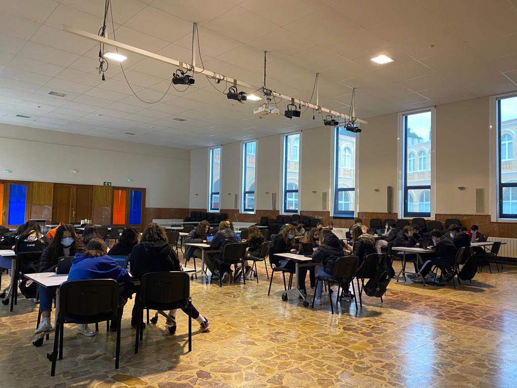 BoscoGlobalONGD's tweet photo. Ahir a @SalesiansMAT presentant projecte de cooperació de lleure educatiu a Mali i també a @inspviana fent tancament i avaluació del projecte d'Aprenentatge i Servei "Som part del Canvi" #elsjovessouelfutur #SomPartdelCanvi https://t.co/98jjC84gzc