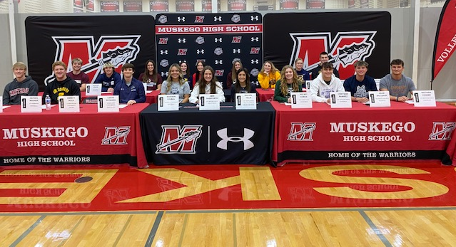 1WarriorMHS's tweet photo. Congratulations Warriors! Choosing to continuing to live the life of a student-athlete! #1Warrior https://t.co/Y7V0XNDPhb