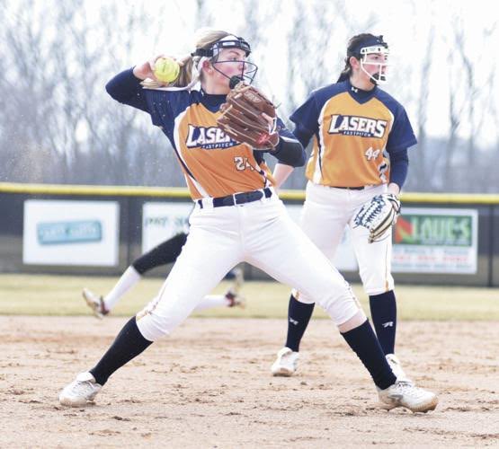 _avasander's tweet photo. The Sander Sisters at it again 💪🏼
#SanderSisters #softball #green53 
@w7_productions @KMSoftball22 @Wisoutlawz https://t.co/dnVToF7jnT