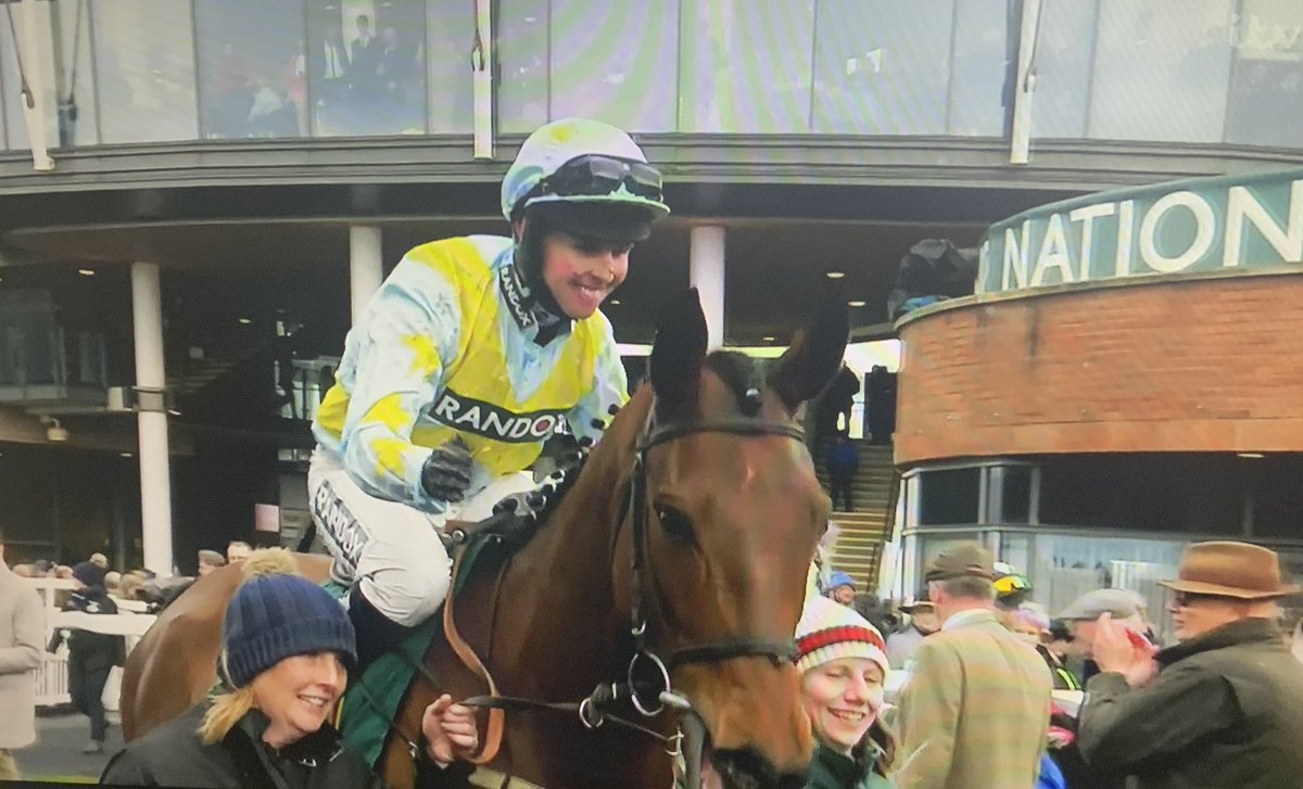 Alex Hales tweet media