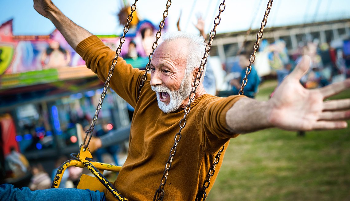 Do health concerns lessen with age? In our recent health and #aging survey, we examined which aspects of health, wellness, and appearance worry adults age 50+ the most, both now and as they look ahead. See what we discovered: spr.ly/6012KICWE #WorldHealthDay