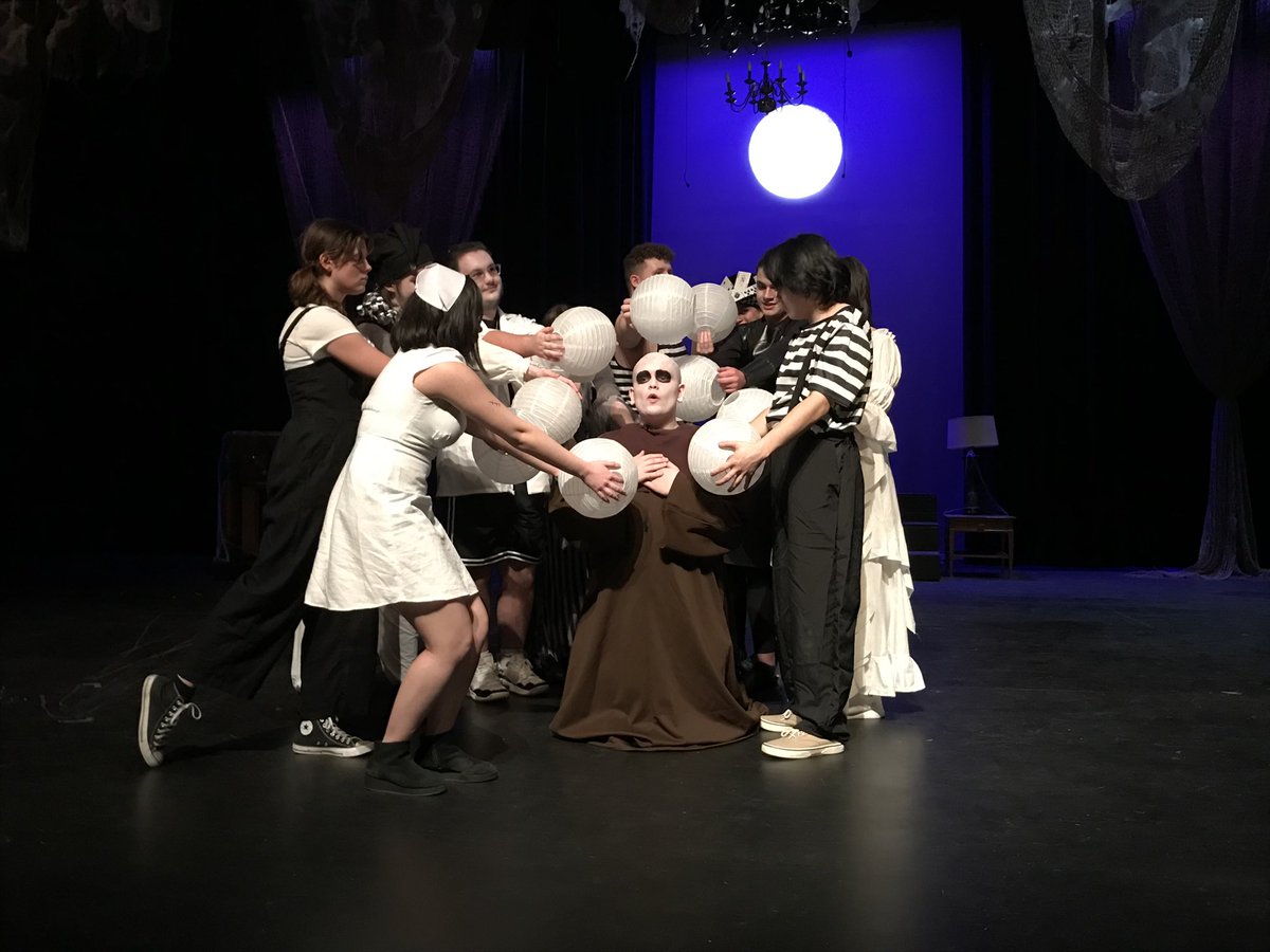 Mrs_Giaimo's tweet photo. @KellyRoseEng @JenkinsJokes I cannot wait to see Addams Family tonight at 7pm!! 3 months of work has paid off! Go Theatre kids! https://t.co/QlMGDalOLY