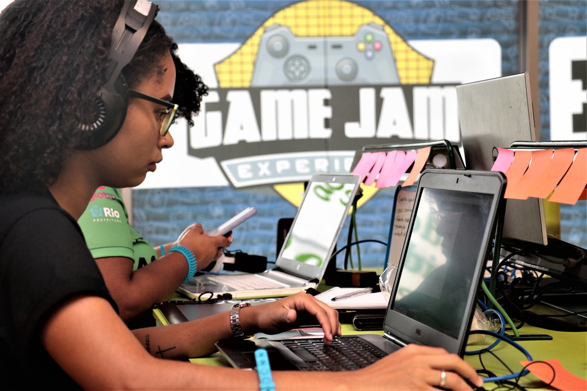 ProjetoXBOOM's tweet photo. Registros de ontem, nosso primeiro dia! #XBOOM 😉

Que felicidade acompanhar essas equipes focadas, tocando os projetos com dedicação! E hoje tem muito mais. Vem com a gente? 🤩

📸 Gui Maia/divulgação https://t.co/hWsAmNe0Yw
