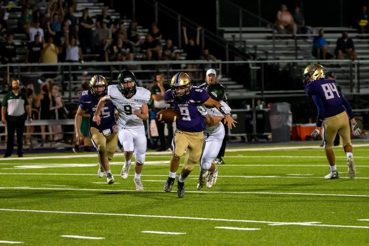 fierrojennifer's tweet photo. .@marblefallsISD @mfhsports @MFHS_Football @MarbleBaseball athlete @jbecker101010
 to play college football @HSUAthletics
 The story: https://t.co/3aaAW3xTaa
@Centextrash @Rscales43 https://t.co/6VNriLfvoh