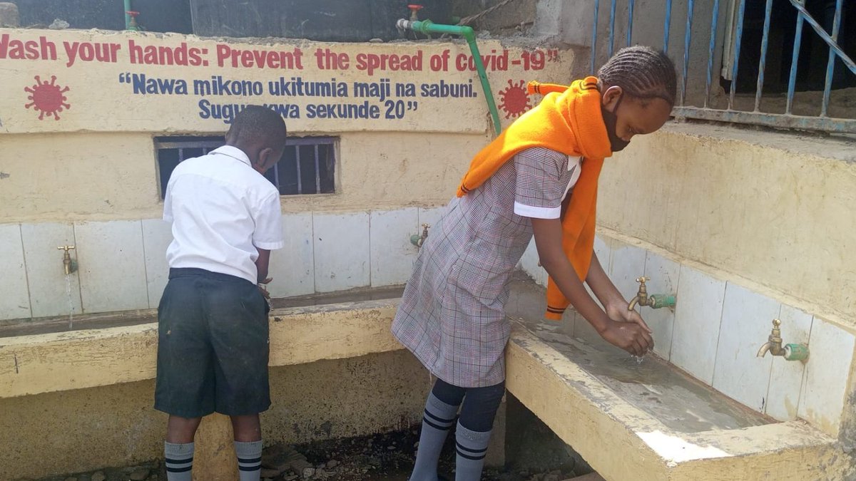 KEWASNET's tweet photo. It's #WorldHealthDay
Access to clean and safe water promotes the health and well-being of school children which leads to a reduction in child deaths and sick days from school.
We #KEWASNET prioritize healthier communities through safely managed hygiene and sanitation. https://t.co/I5gBGLanVI