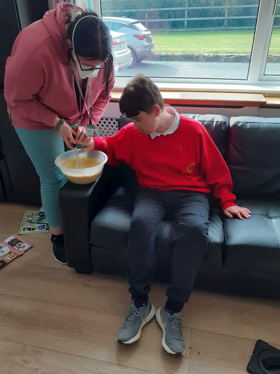 StCatherinesSCA's tweet photo. The boys in Fairwinds made a gorgeous cake for #AutismAwarenessDay last week  💙 💙 Looks delicious! https://t.co/vM4pvA0G8K