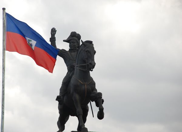 CiviqueEtmoral's tweet photo. La Statue de Jean Jacques Dessalines, le fondateur de la nation haitienne.🙏🏾🇭🇹🙏🏾
EN HAÏTI 🇭🇹 https://t.co/w9Hjwzcu7y