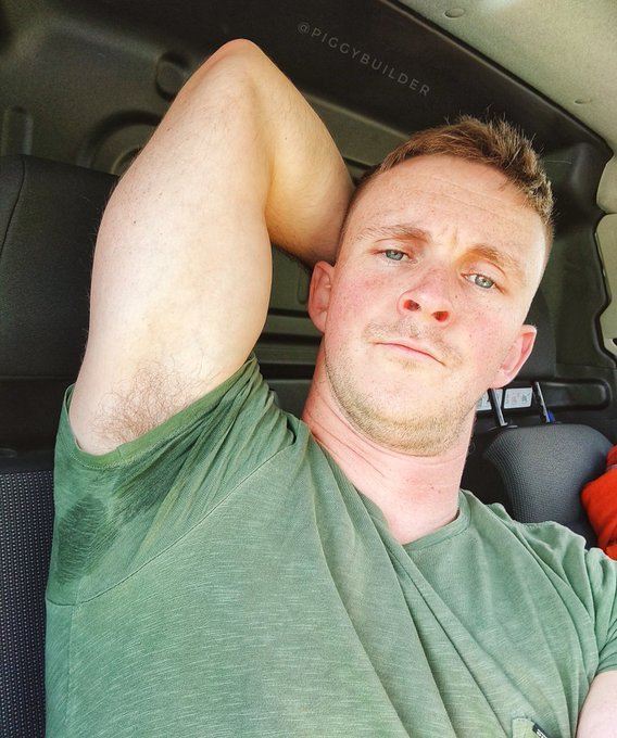 Insert 🐽 here 👇 #sweaty https://t.co/8ozxDgfKj6<a href="/tag/sweaty"class="tags">#sweaty</a>