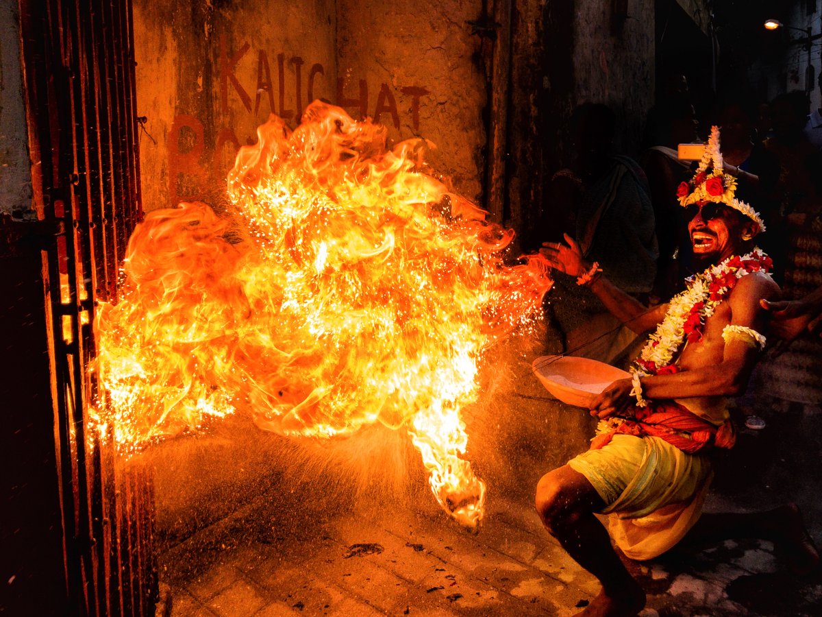 Gm frnds. COLLECTED 😊
It feels special when friends &amp; people whom you adore become the custodian of the images &amp; I am super happy that <a href="/HChipNFT/">HChip</a>  is the custodian of this image which depicts a historic ritual and called STRENGTH .More in the thread (1/5)
opensea.io/collection/emo…