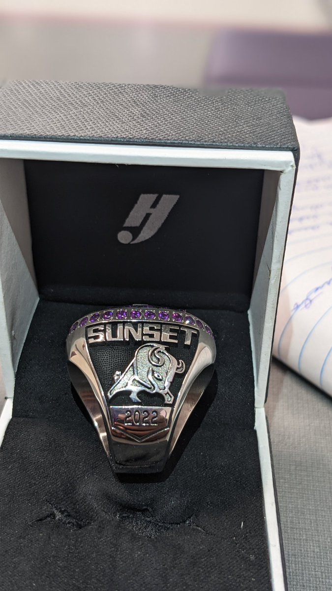 SunsetBisonAthletics tweet media