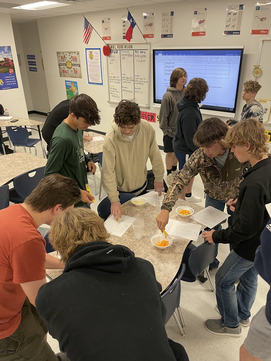 MRobsAg's tweet photo. Dairy day! Is it from a cow, goat, or artificial?? #learnbydoing #lcagscience  #premier https://t.co/cCtoCUFfGV