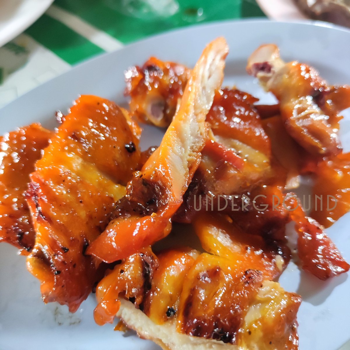 sirichai_poll's tweet photo. #ส้มตำป้าราตรี (ส้มตำด่าน)

ยืนหนึ่งต้องให้ #ไก่ย่าง แอดบอกเลย อร่อยมากๆ ต้องสั่งซ้ำ #ตำปูปลาร้า แซ่บนัว #ยำวุ้นเส้นกะเฉด ผักอ่อนมาก ยอดเน้นๆ #ซุปเปอร์ เปื่อยขั้นสุด แอดไปสองรอบแล้ว ติดใจไก่ย่าง

📍อ.เมือง #ระนอง 
⏱️เปิด 10:00 - 19:30 น. https://t.co/7WdooMW837
