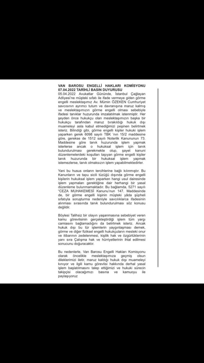 Avukatlar Gününde, Istanbul Çağlayan Adliyesine müşteki sıfatıyla ifade vermeye giden görme engelli meslektaşımız Av. Mümin OZEKEN’e yönelik ayrımcı tutuma karşı Van’da engelli haklari alaninda faaliyet yürüten Sivil Toplum Örgütleriyle birlikte basin açıklamamızı gerçekleştirdik