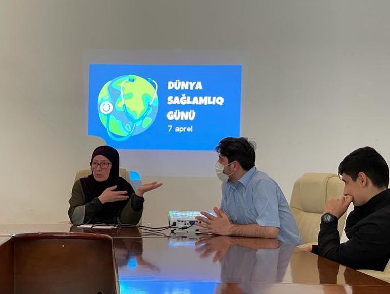 ulvijamalsoy's tweet photo. 🩺We need to achieve the Sustainable Development Goals. One of the goals is "Good health and well-being". Doctor Mrs. Irada attended a meeting with young people. 🌍🩺
He gave detailed information to young people about human health and ways to protect it. Thanks!
#worldtodolist https://t.co/AllePRLaGX