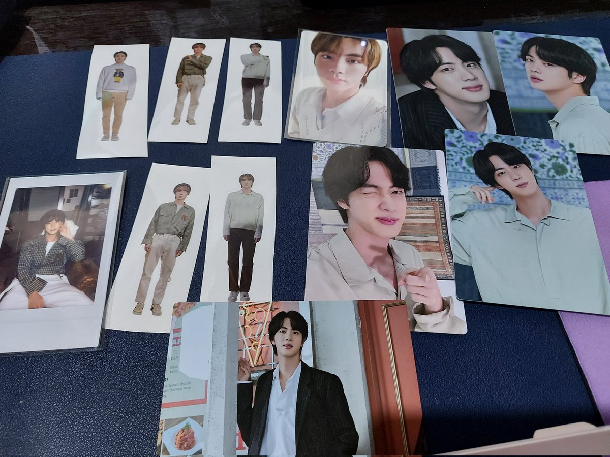 jinjinjaraah's tweet photo. My papi Jinnie came home today! Thanks so much @koobicart_ph for making sure my pcs  arrive in top condition. Cheers to more budol soon 🥰 https://t.co/PoG8yrw4z6