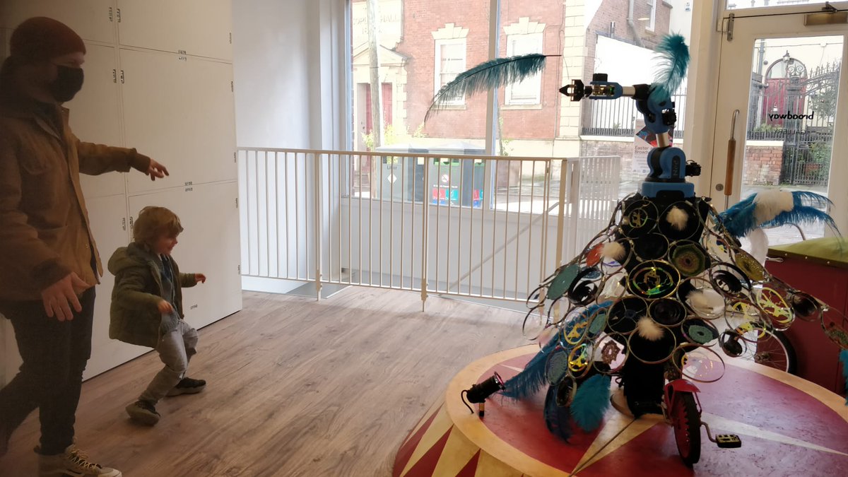 imaginarymakers's tweet photo. A family dancing with NED this morning @nearnow gallery @BroadwayCinema. He's will be there till 14th April, just pop by. Thanks to the team at @NiryoRobotics for your help. This is part of our artist residency @tas_hub @MakerCobot https://t.co/ugYmcBu7gu