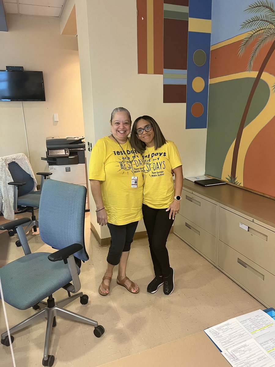 palmspringsms's tweet photo. It’s the BIG day- #FSAWriting for our Stingray Scholars.
We are READY to shine!!! #TestDaysAreOurBestDays ⭐️ https://t.co/qoRQukLAX7