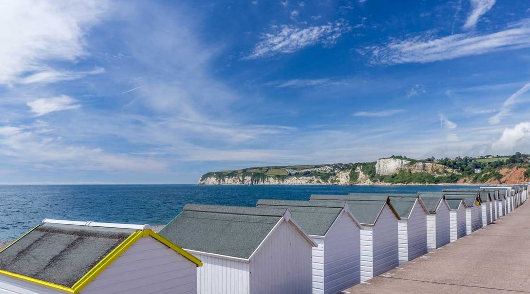 Caravanwise's tweet photo. A new road trip route taking in the highlights and coastline of England's southwest counties has been launched! #southwest660 Motorhome Insurance for your trip away - https://t.co/VG58MKLxf3 
#staycation #motorhome #campervan #roadtrip  
Image taken from southwest660 . com https://t.co/u9VTC8U3mD