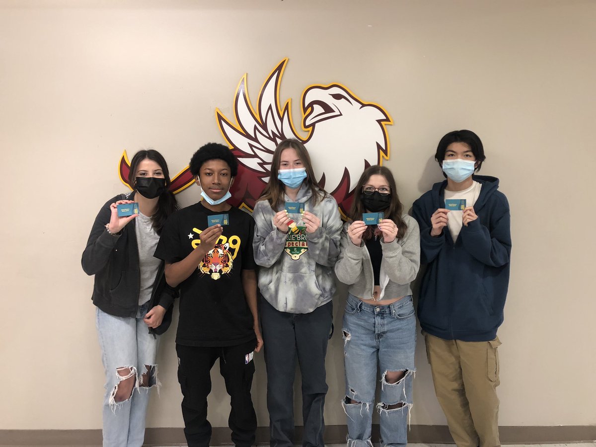 GriffinsBLE's tweet photo. Congratulations to Philino,Ryan,Brooke,Jaysalyn and Emily for winning the @Griff1nGrounds commercial contest in March.  Thank you @bros_hawaiian for the amazing gift cards. @TonkaNation @NKCSchools https://t.co/Z1HfffP5pe