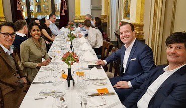 HarvardClubRM's tweet photo. Few impressions from the Global Networking Night in #Frankfurt! The #GNN is a great opportunity to explore and expand your Harvard Network; the last event drew more than 8,000 alumni in 100 cities. 🤗 @Harvard https://t.co/QiyRXQwWYJ