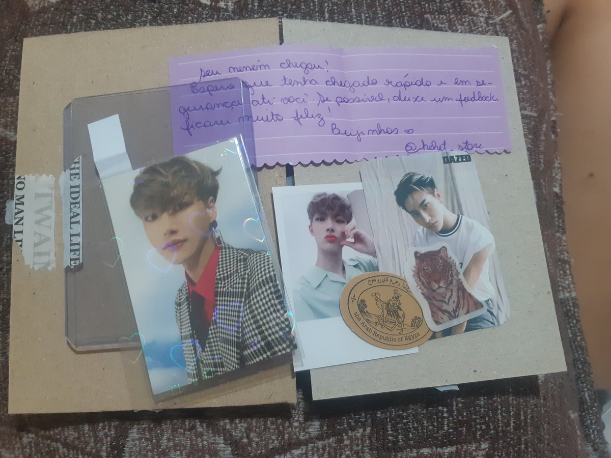 sanihwahwa's tweet photo. feedback positivo pra @hehet_store que me vendeu este card lindo de hwahwa <3 chegou tudo certinho, bem embalado e vieram com os mimos lindinhos. obrigada amg!! https://t.co/PuJ5YjTW2u