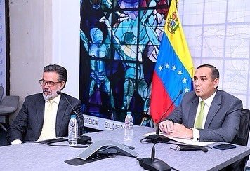 MaikelMorenoVEN's tweet photo. Presidente del TSJ, Mag. Maikel Moreno, inauguró Tribunales Penales en Aragua y un Tribunal Agrario en Upata, estado Bolívar https://t.co/GoKZTXaATH https://t.co/fOM5o7pGMr