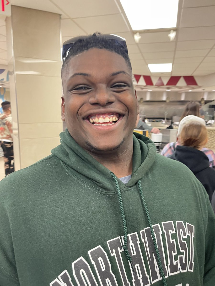lnhsavid's tweet photo. Thank you, NWMSU! LNHS AVID juniors had a blast learning all about your amazing university. The food court review got 5 stars too. #northwestmissouriuniversity #bearcats #nwmsu #thisisavid https://t.co/3VKVuKyQEm