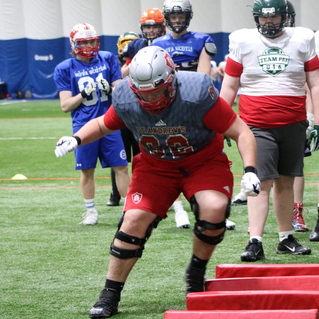 chatfootball's tweet photo. PHOTO RECAP 📸 The big guys put in some serious work at the CFC Tryout and Showcase in Halifax #CFCTS #CFCPG ⚒️ https://t.co/AUA7tCixoj