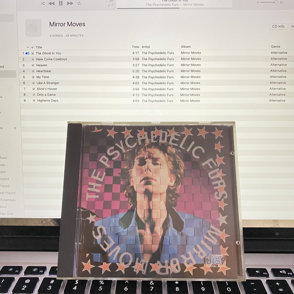 SeventhTony's tweet photo. The Ghost In You

@pfurs #MirrorMoves 💿 https://t.co/yDEzbzJzp1