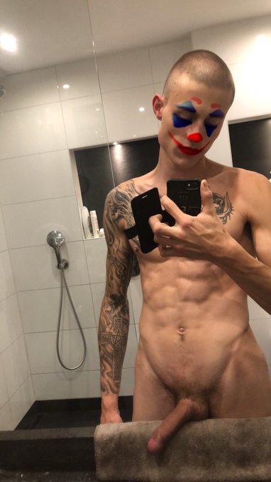 Who do you want me to collab with? Create content with👀😛 tag them and ill try to make it happen😈 https://t<a href="/tag/handjob"class="tags"><span>#handjob</span></a>