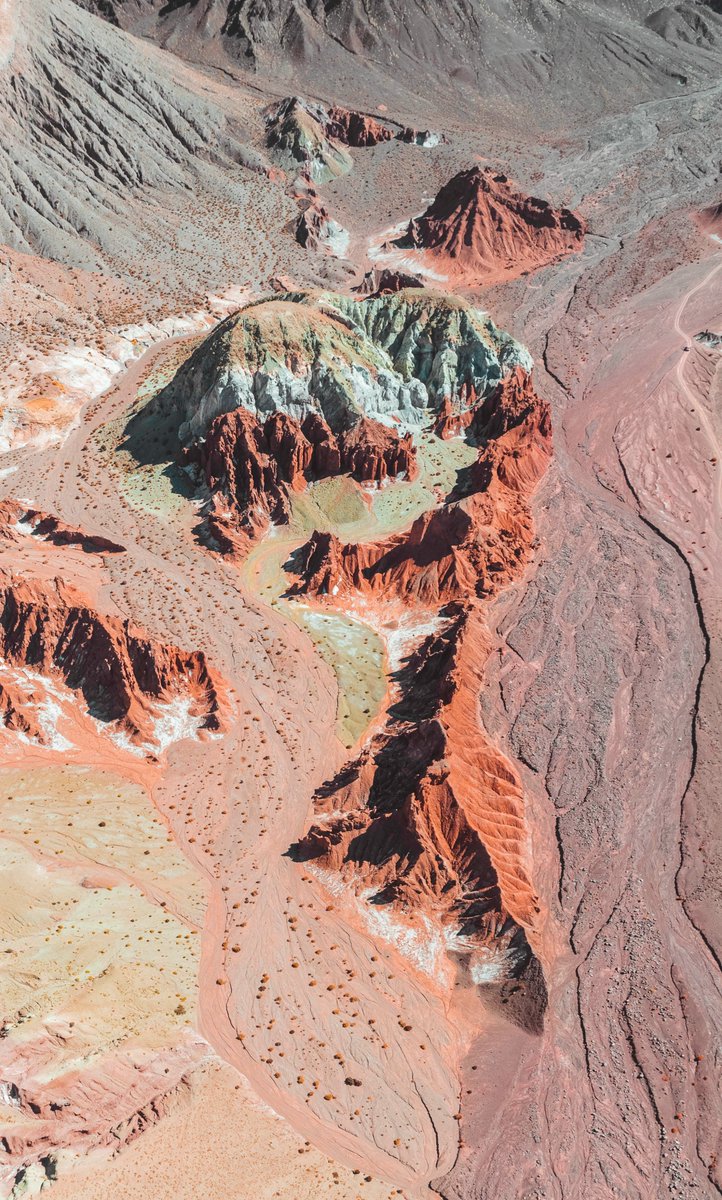 OrusAngle's tweet image. Hello #NFT World, I want to invite you to see my new collection of Natural Art in the "driest desert in the world" 🌵🦙Leave your Like. FP ♦️0.015 ETH !
#NFTs #NFTCommunity #NFTCollection #NFTGiveaway #nftart 
opensea.io/assets/0x495f9…