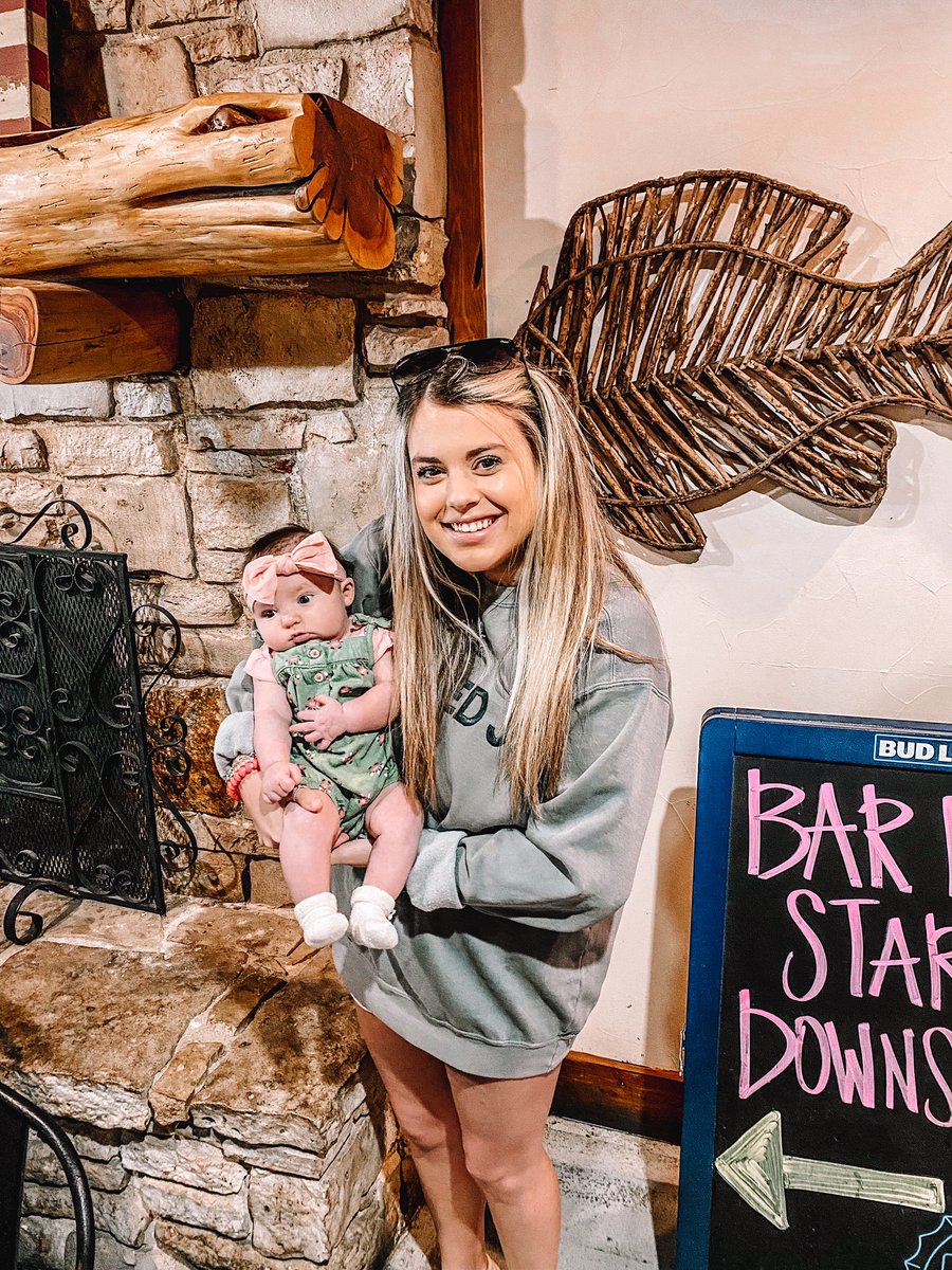 karleeeraay's tweet photo. I haven’t posted my daughter on twitter yet so meet Kenlee Ray🤍🤍 https://t.co/kzxgQHGsG9