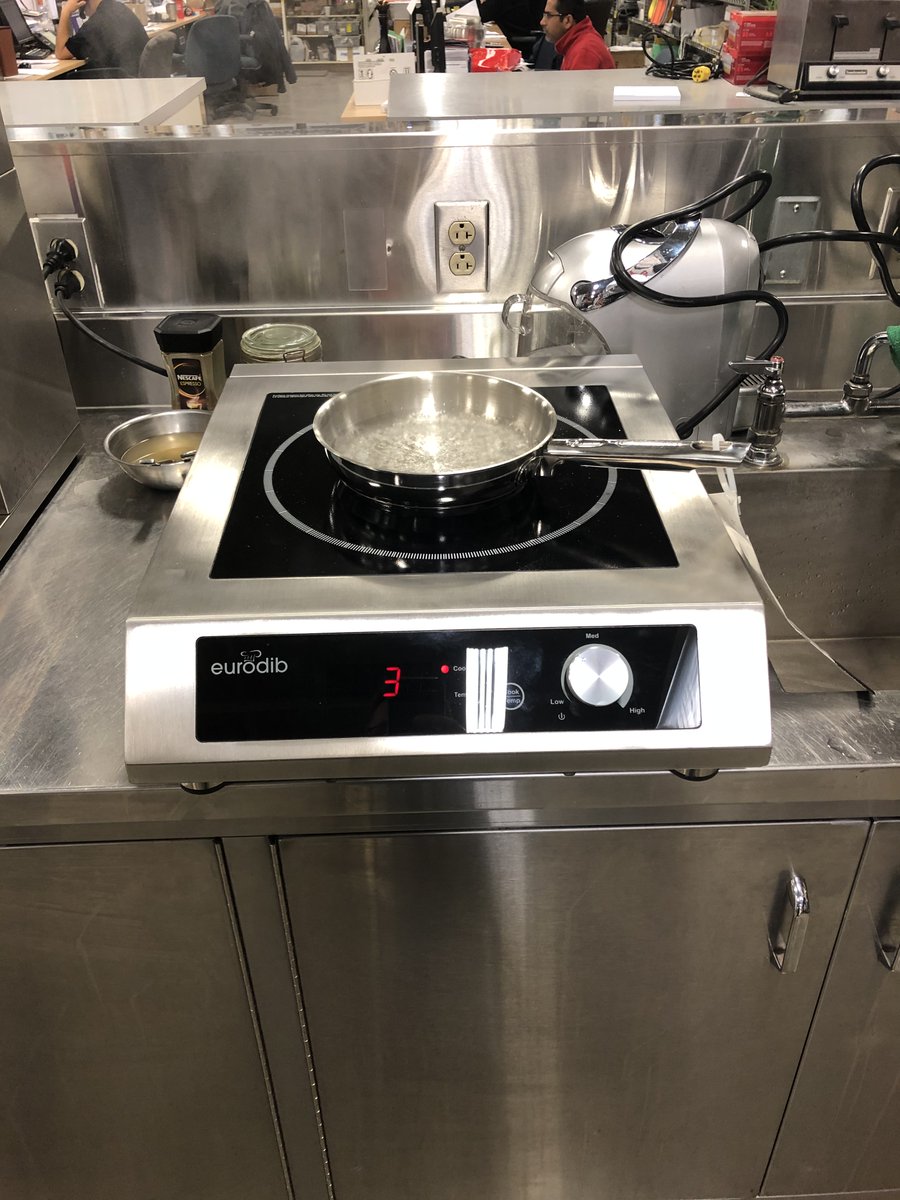 EurodibCo's tweet photo. SWI3500 - The Super Wide Induction burner. 
Compatible with a 14" pot or pan this is one of the largest moveable induction cook tops on the market. This robust,  commercial unit is fitted with quick and easy controls and it has 5 fans built in for longer use. 

Fully stocked! https://t.co/ZQBArpKbRp