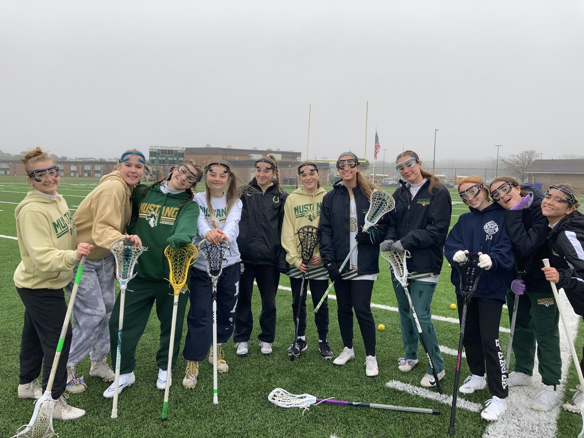 Coach_FoleyVMMS's tweet photo. Rain or shine, it’s GAME TIME!!! Let’s go @BMHSGLAX V TRS 3:45 https://t.co/tTvDZBsboJ