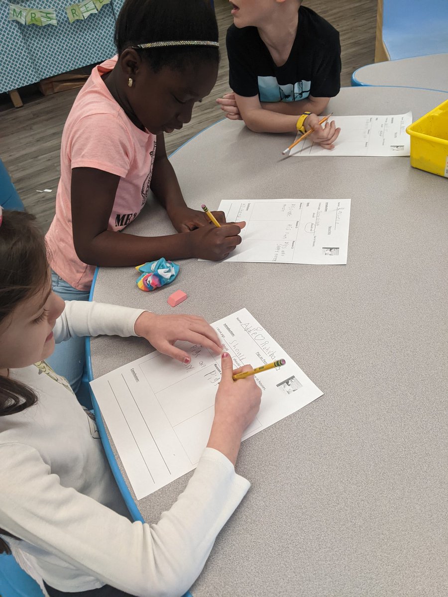 marleysolomon's tweet photo. This week @parkwaylibem, my first graders are writing opinion pieces on whether pigs should be pets or live on a farm! @MrsKristynMayo https://t.co/vVIQHzoYzI