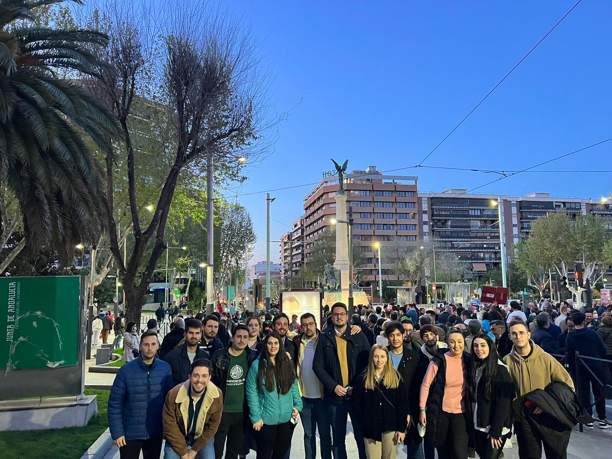 JSAJaenCep's tweet photo. 🙅LA UJA NO SE TOCA🙅

Esta tarde hemos estado en la concetracióna organizada por Plataforma en Defensa de la Universiada de Jaén. 

La sociedad jiennense se planta de forma clara y contundente contra el modelo de financiación de Moreno Bonilla que hace perder a la UJA casi 8M € https://t.co/3yiCi8agKK
