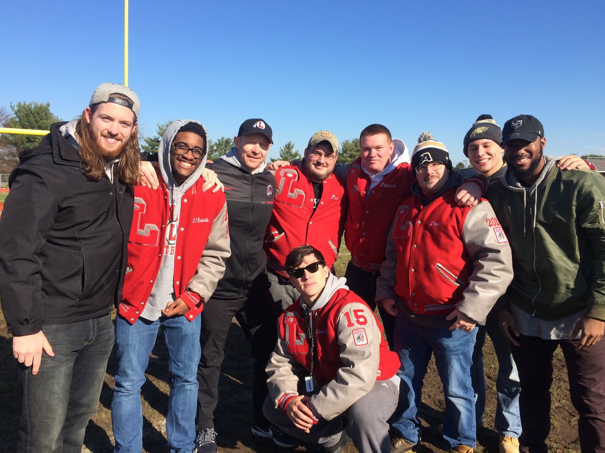 JasonPare01's tweet photo. Throwback Thursday! Feeling fortunate to build strong relationships with these great men through this amazing sport. Pay it forward. https://t.co/ve69rVIHas