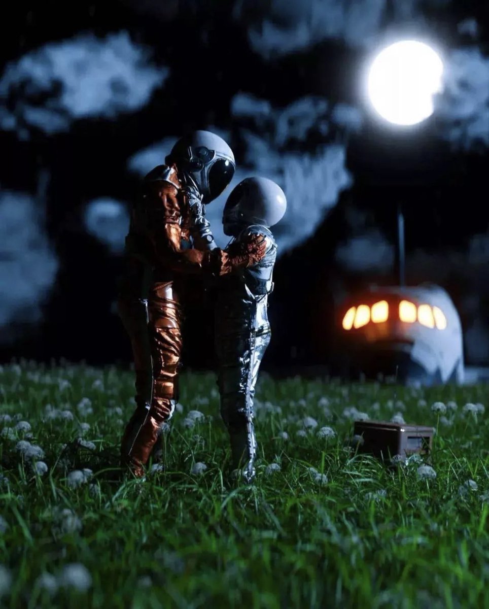 dully718's tweet image. Beautiful track 😍😍😍 #ASOT1063